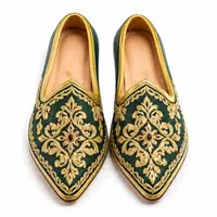 Chaussures traditionnelles femme