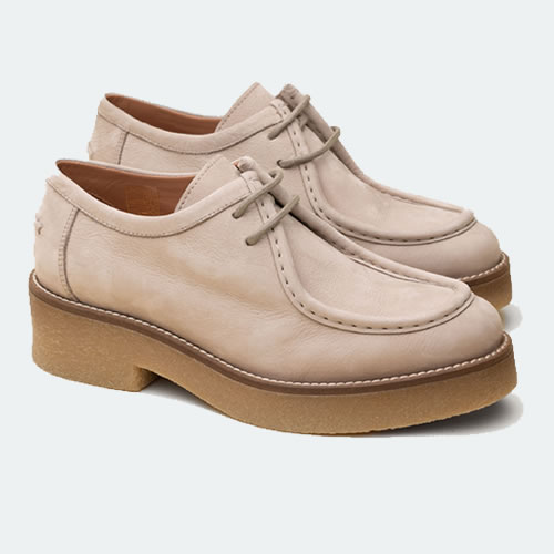 Derbies & Richelieus